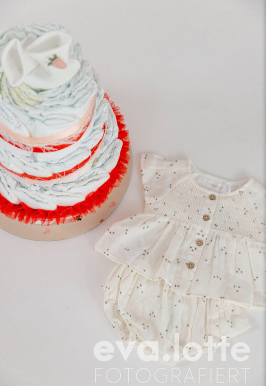 Windeltorte Rot-Rosa mit Babyset | Geschenk zur Geburt